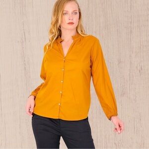 Womens crochet detail blouse Mustard XSMALL NWT